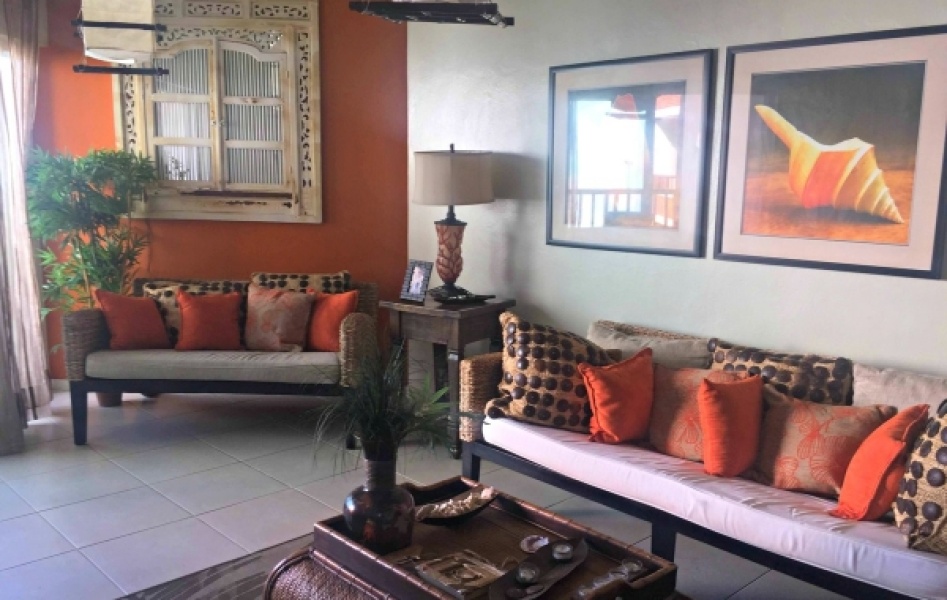 En Venta Hermoso Apartamento Frente a la Playa en ABDIMAR- Juan Dolio