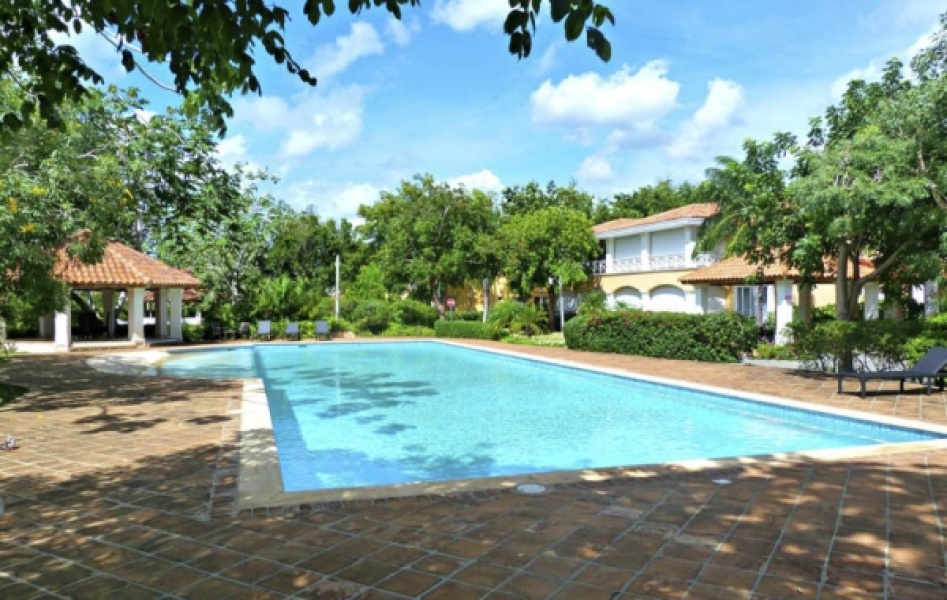 En venta Apartamento en Las Brisas Guavaberry Golf & Country Club